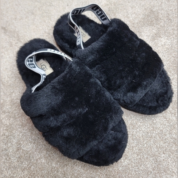 Ugg Fluff Yeah slippers size 7 black platform - Picture 1 of 8